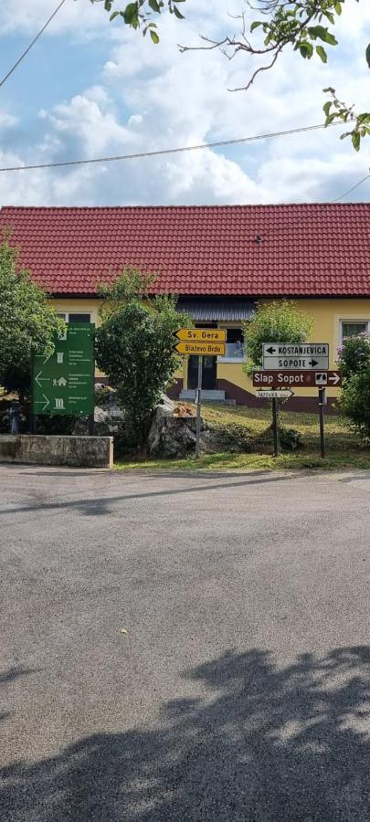 شقة Kod Slaveka Kostanjevac المظهر الخارجي الصورة